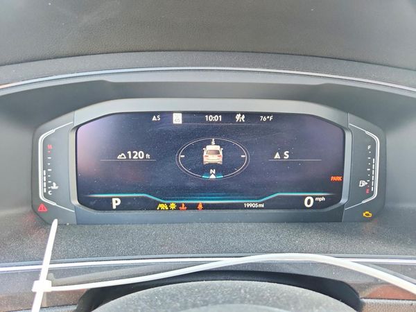 2022 VOLKSWAGEN TIGUAN