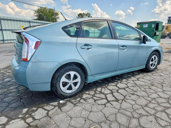 2014 TOYOTA PRIUS
