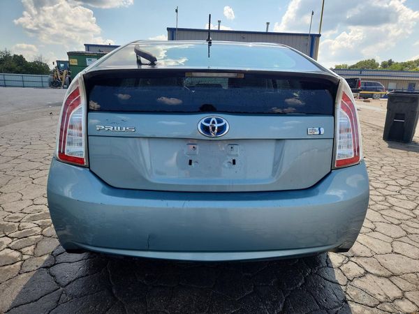 2014 TOYOTA PRIUS