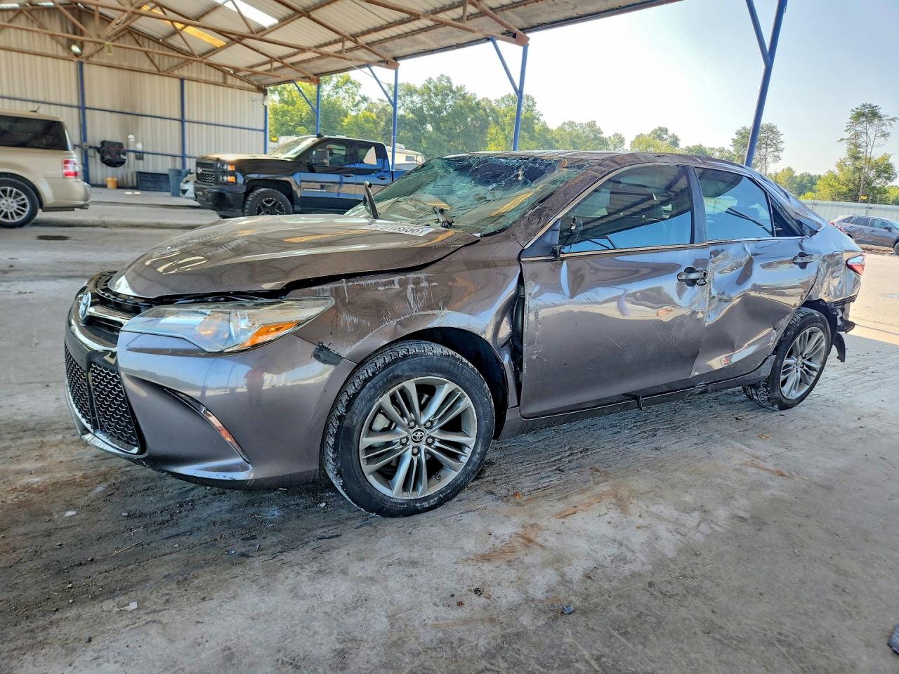 2015 TOYOTA CAMRY