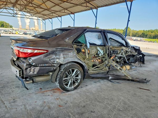 2015 TOYOTA CAMRY