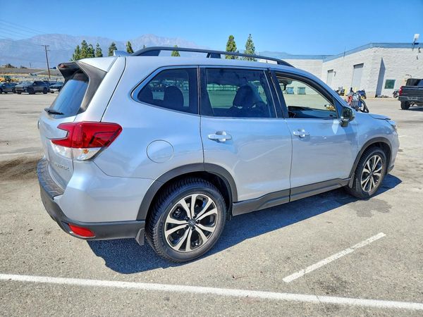 2021 SUBARU FORESTER