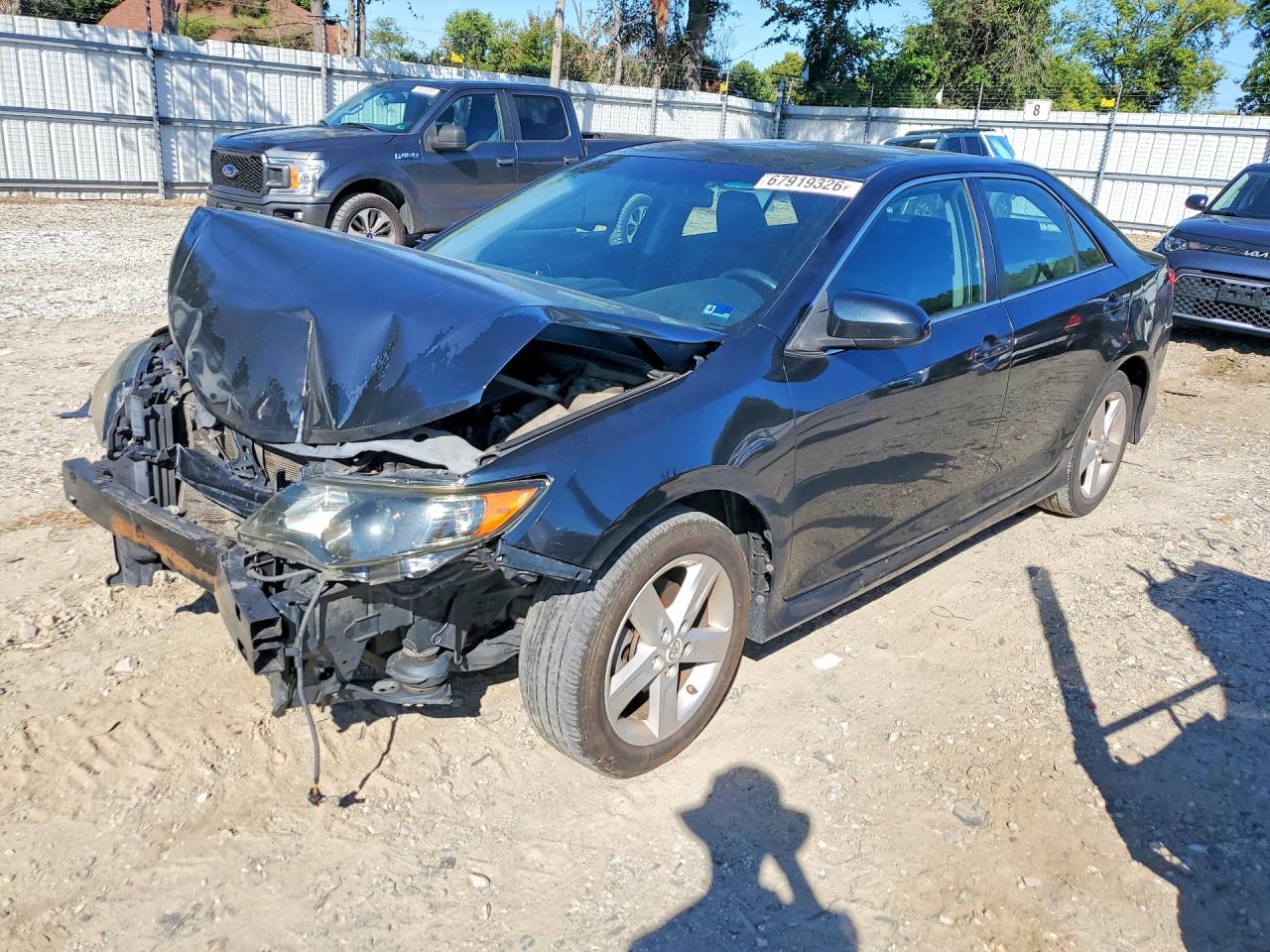 2014 TOYOTA CAMRY