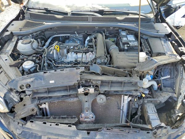 2019 VOLKSWAGEN JETTA S, SE, R-Line