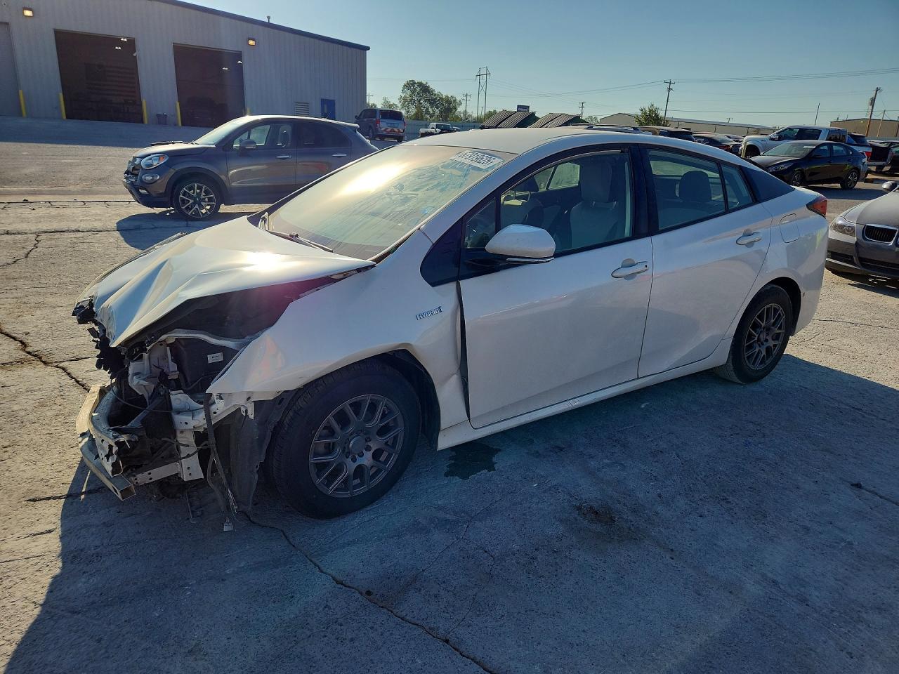 2019 TOYOTA PRIUS L/LE/XLE/LTD.