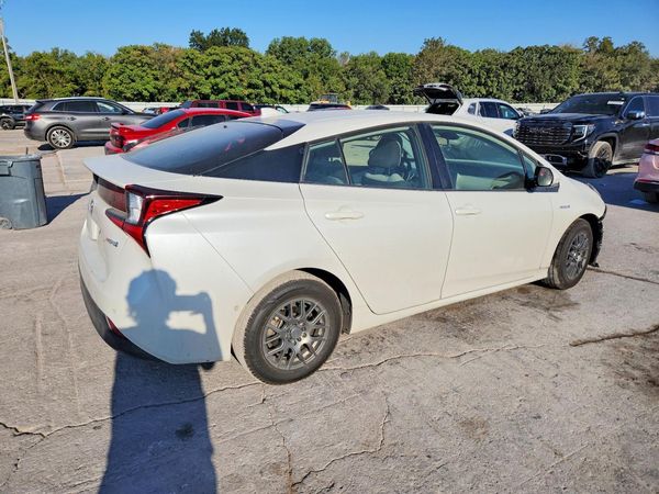 2019 TOYOTA PRIUS L/LE/XLE/LTD.