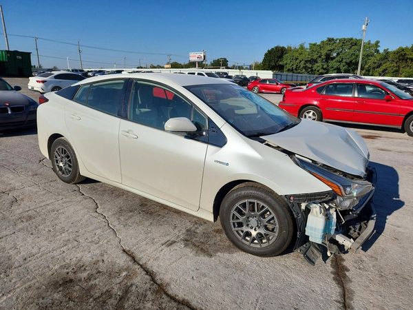 2019 TOYOTA PRIUS L/LE/XLE/LTD.
