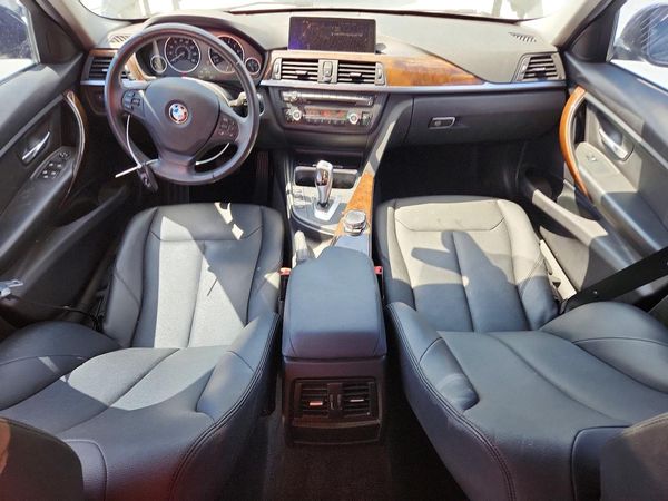 2015 BMW 320