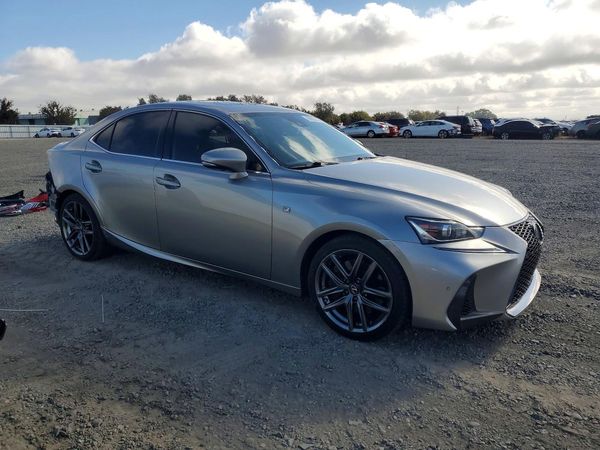 2019 LEXUS IS 300 — Passenger 3/4