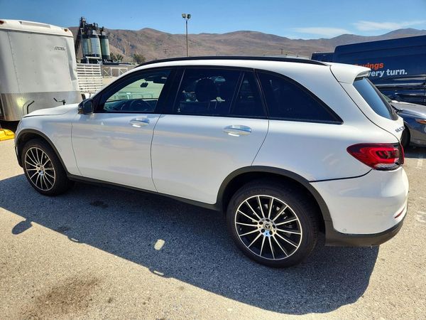 2021 MERCEDES-BENZ GLC