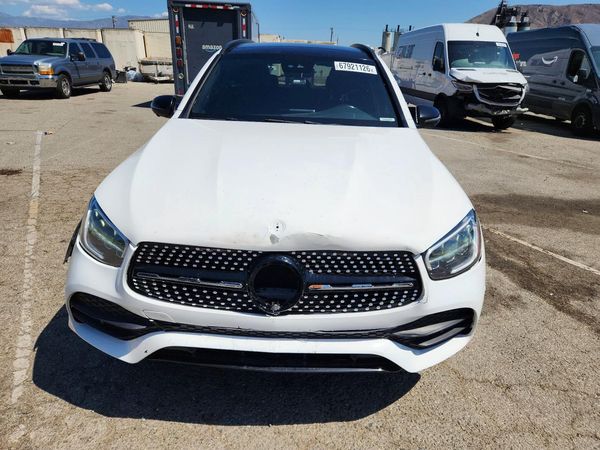 2021 MERCEDES-BENZ GLC