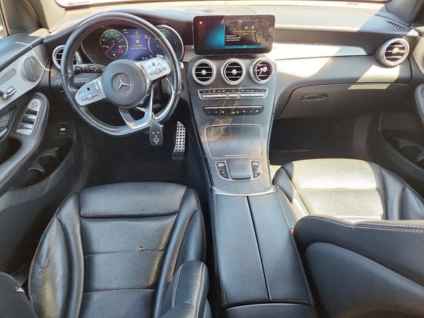 2021 MERCEDES-BENZ GLC