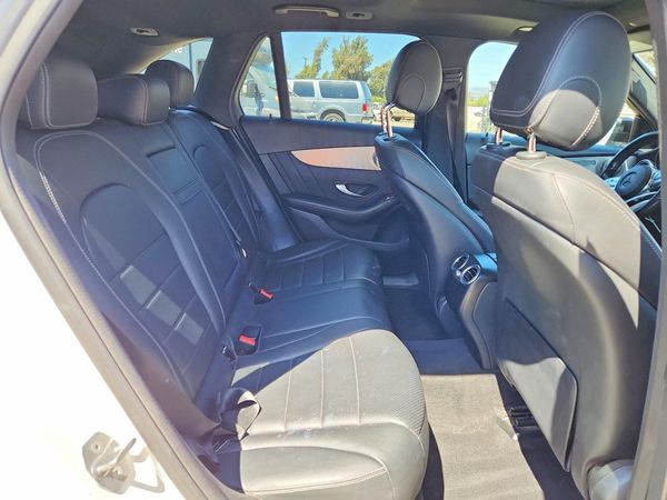 2021 MERCEDES-BENZ GLC