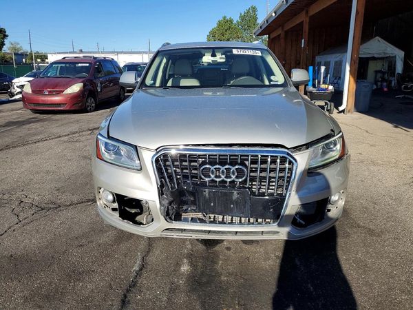 2014 AUDI Q5 Premium Plus