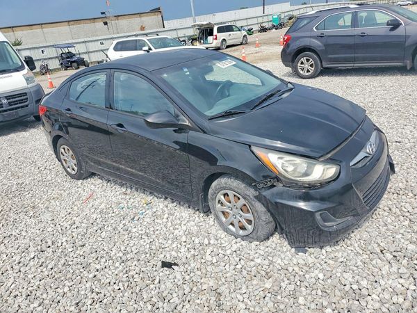 2013 HYUNDAI ACCENT GLS, GS