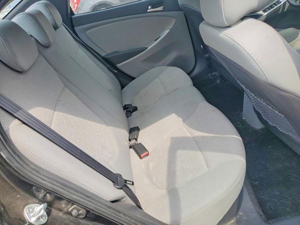 2013 HYUNDAI ACCENT GLS, GS
