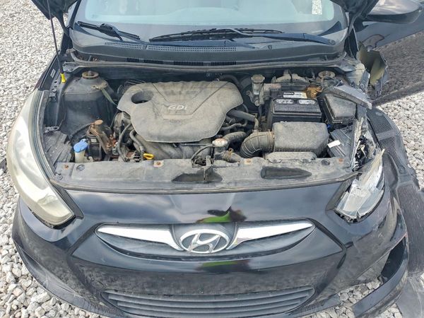 2013 HYUNDAI ACCENT GLS, GS