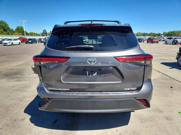 2022 TOYOTA HIGHLANDER