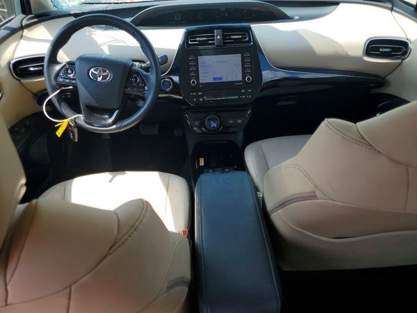 2021 TOYOTA PRIUS