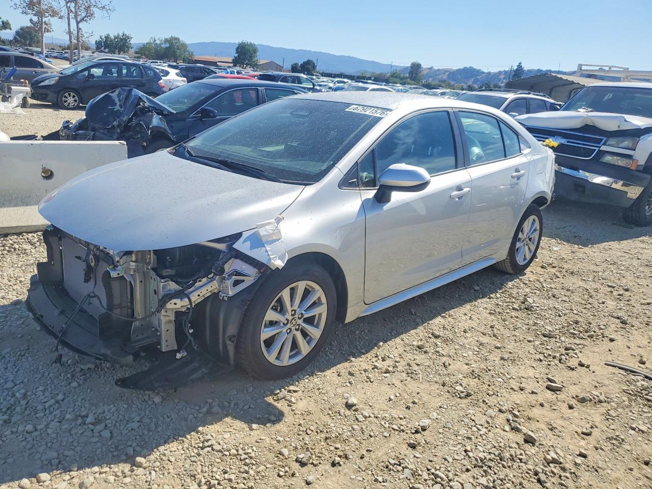 2025 TOYOTA COROLLA LE