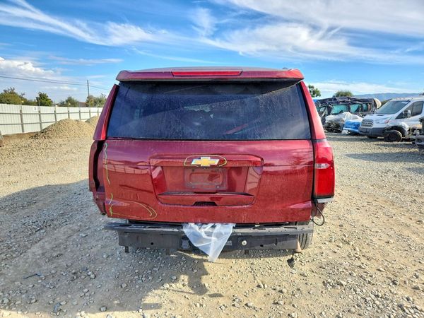 2017 CHEVROLET SUBURBAN LT