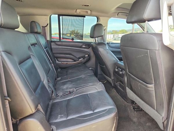2017 CHEVROLET SUBURBAN LT