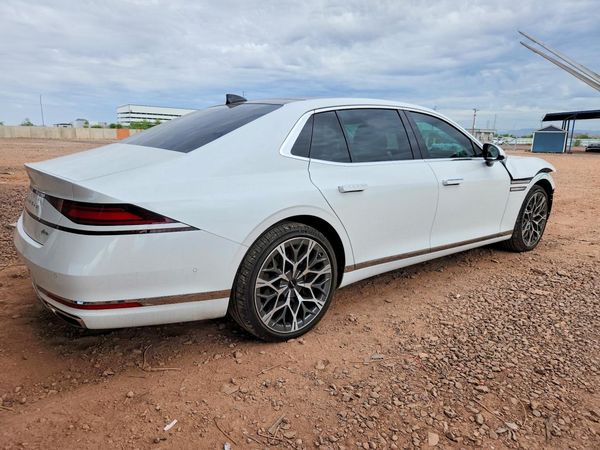 2024 GENESIS G90 3.5T e-Supercharger