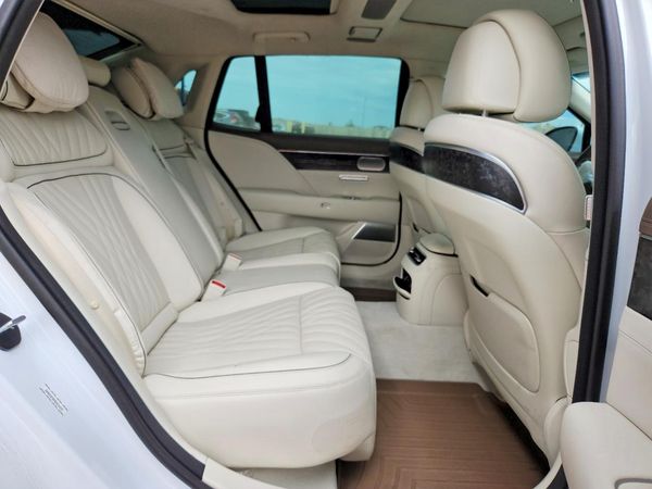 2024 GENESIS G90 3.5T e-Supercharger
