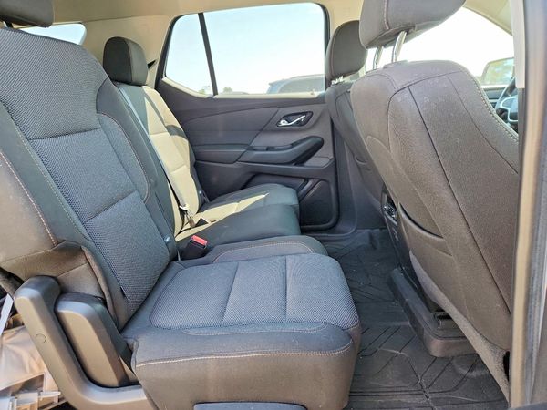2019 CHEVROLET TRAVERSE LS