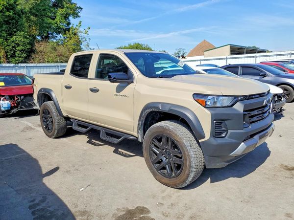 2024 CHEVROLET COLORADO Trail Boss