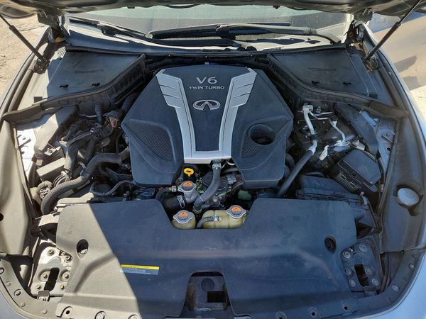 2017 INFINITI Q60