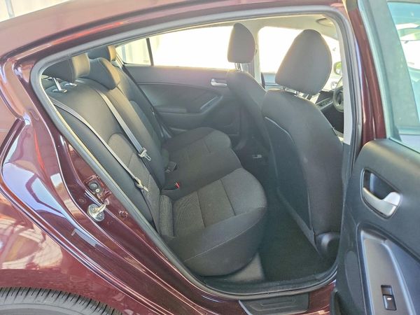 2018 KIA FORTE LX Base