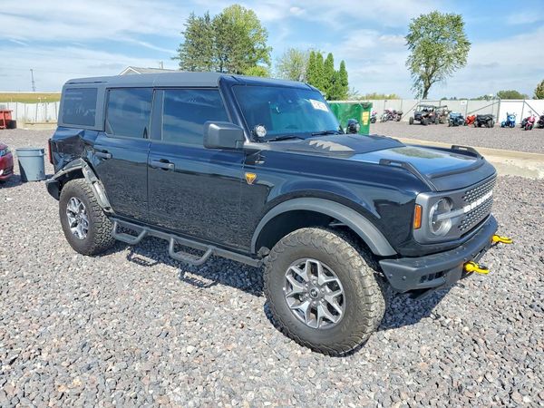 2024 FORD BRONCO