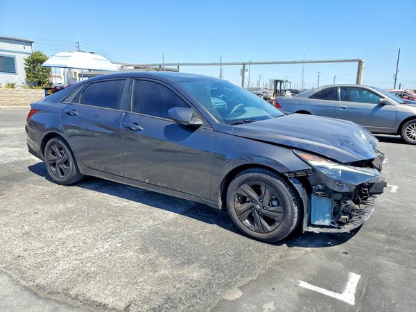 2021 HYUNDAI ELANTRA