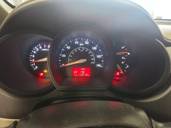 2014 KIA RIO