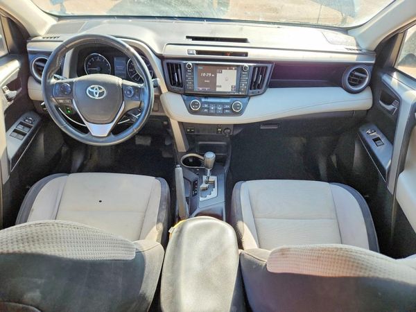 2016 TOYOTA RAV4 XLE (M Grade) — CKPT