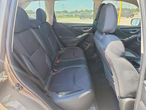 2020 SUBARU FORESTER