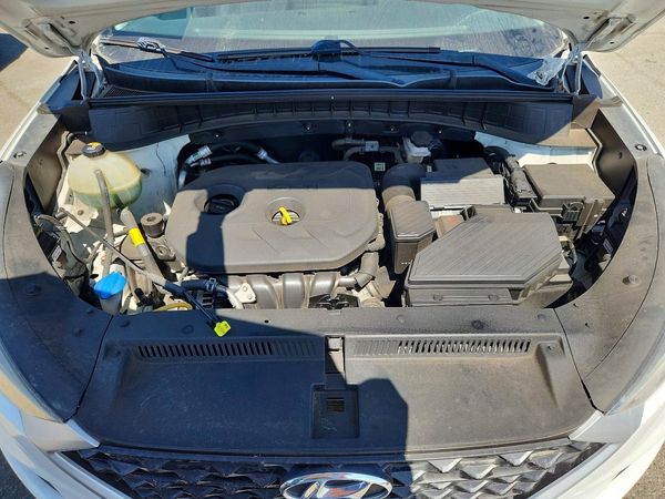 2019 HYUNDAI TUCSON — Engine bay