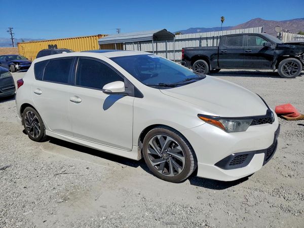 2018 TOYOTA COROLLA