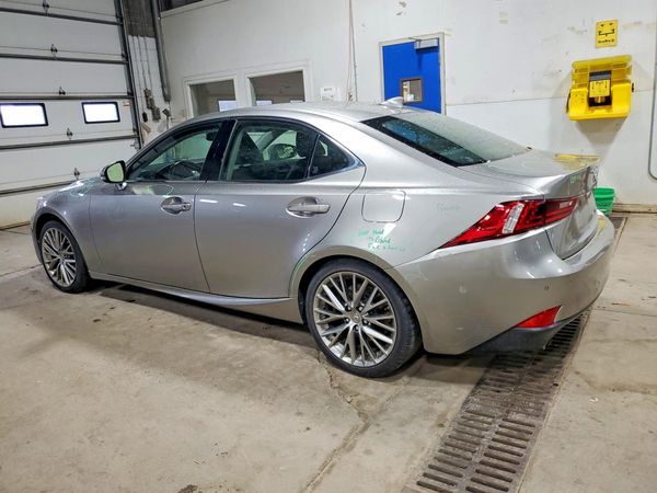 2016 LEXUS IS 300