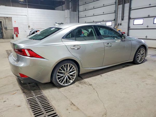 2016 LEXUS IS 300
