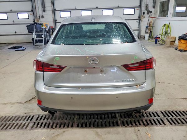 2016 LEXUS IS 300