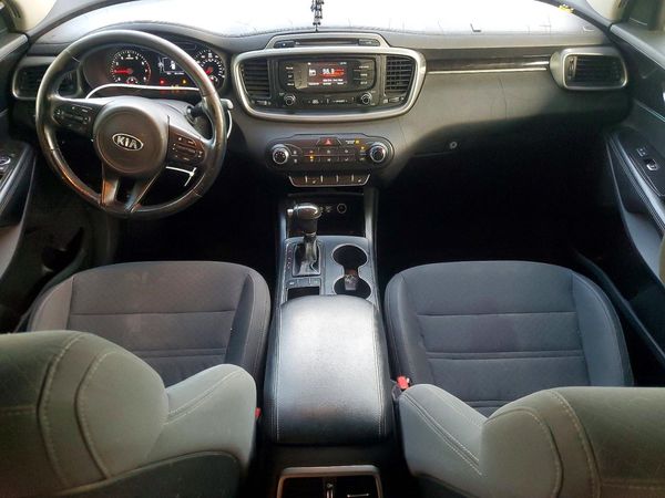 2016 KIA SORENTO