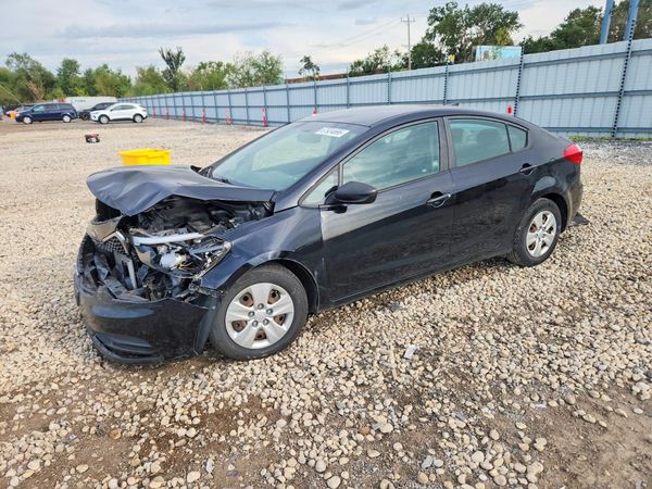 2016 KIA FORTE GL (Middle-Low Grade)