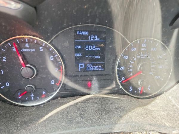 2016 KIA FORTE GL (Middle-Low Grade)
