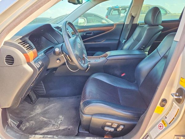 2012 LEXUS LS 460