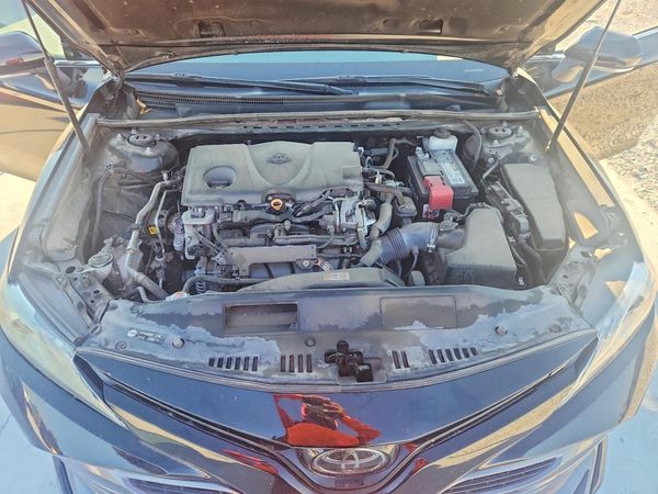 2020 TOYOTA CAMRY XLE