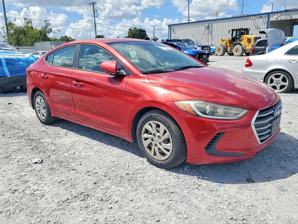 2017 HYUNDAI ELANTRA SE Base — Passenger 3/4