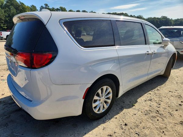 2019 CHRYSLER PACIFICA Touring Plus — PSRA