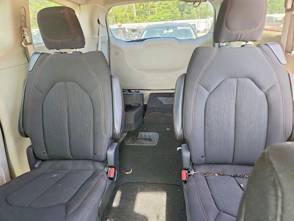 2019 CHRYSLER PACIFICA Touring Plus — SUVN